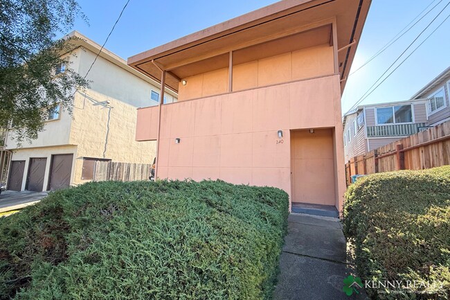 Building Photo - 240 San Diego Ave