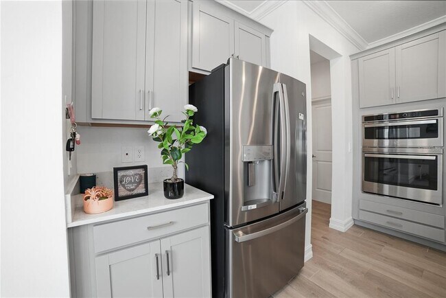 Building Photo - 11534 72nd Pl E