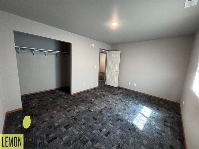 Building Photo - 302 E. "P" St