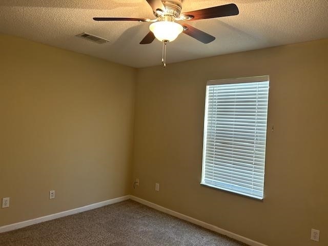 Building Photo - 1038 High Meadow Dr