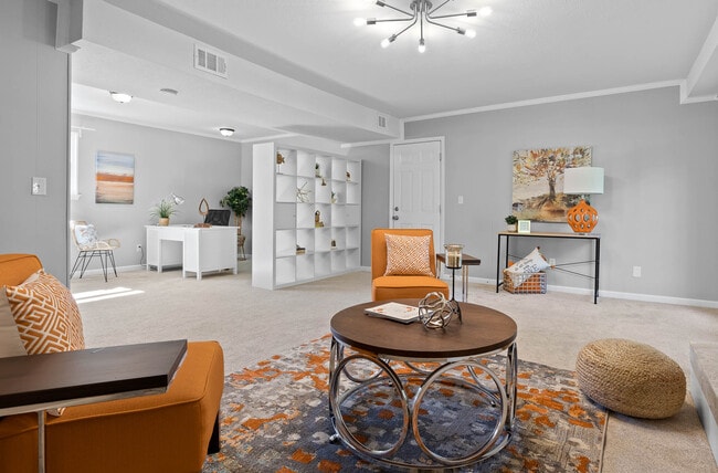 Building Photo - 2483 Shenandoah Dr