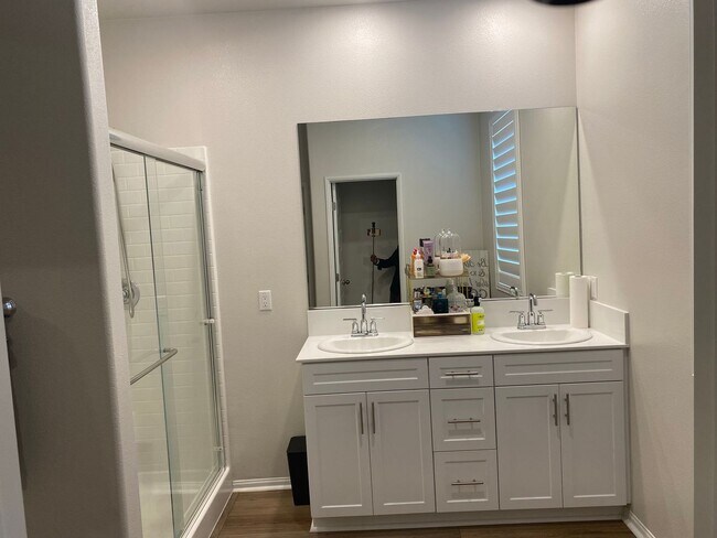 Building Photo - Temecula Home Ready for Lease!!!