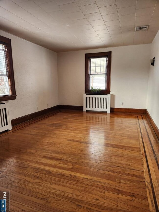 Building Photo - 436 Hill