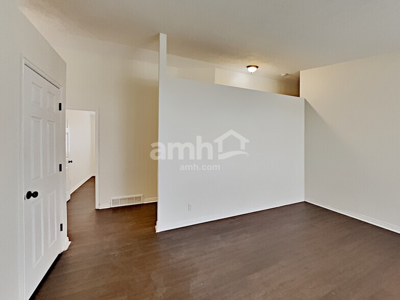Building Photo - 6868 Jackling Way