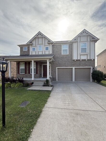 Primary Photo - 1629 Robindale Dr