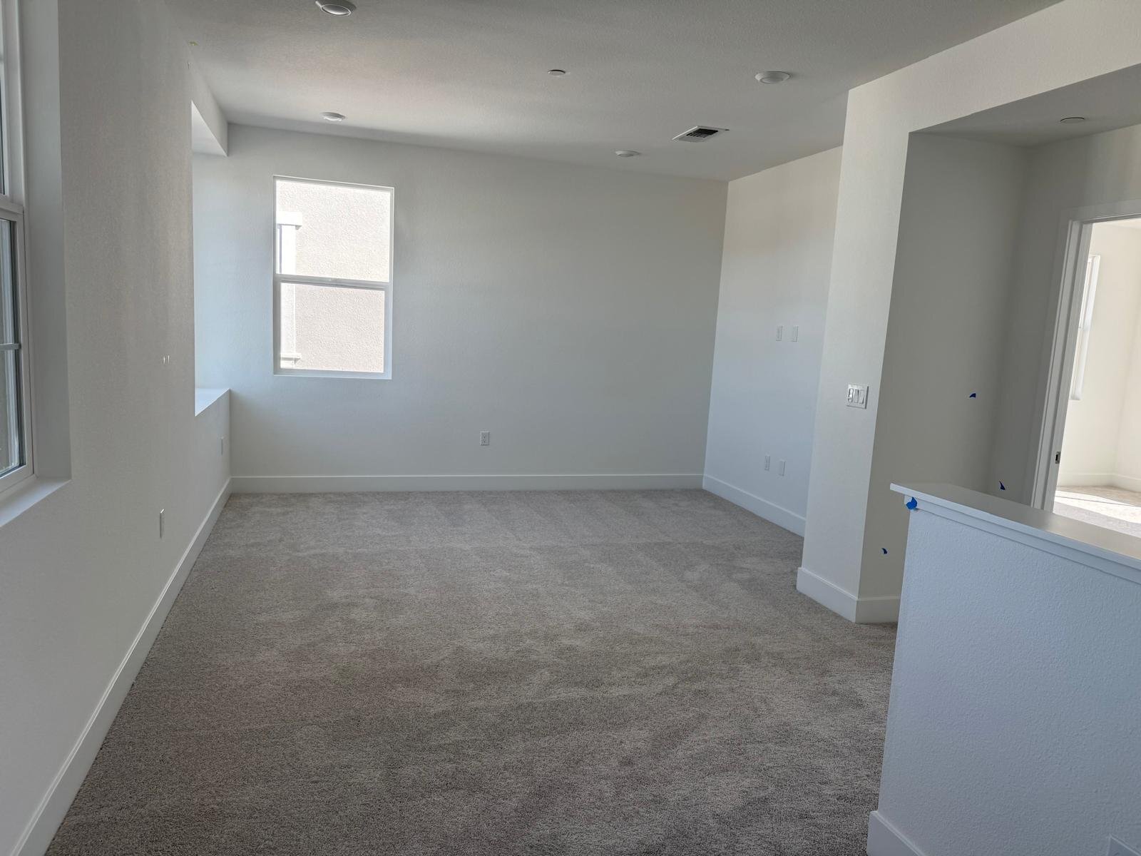 Building Photo - 2836 Wrangell St