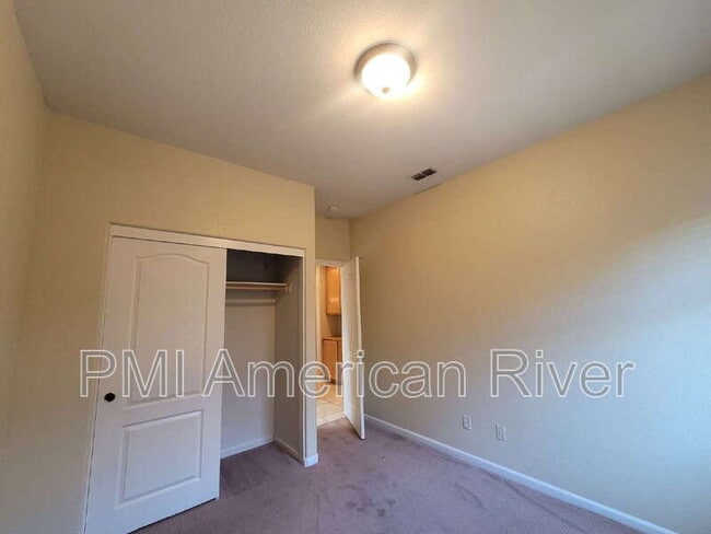 Building Photo - 10920 Bellone Way