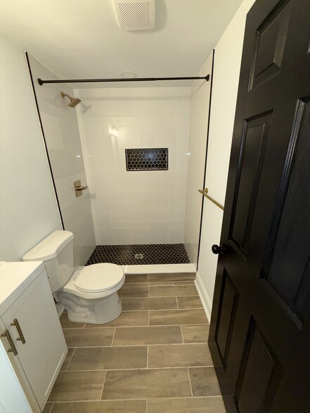 Building Photo - 2028 Druid Hill Ave