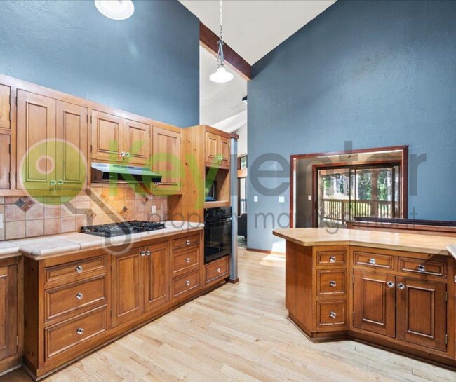 Building Photo - 5374 Porter Ranch Rd