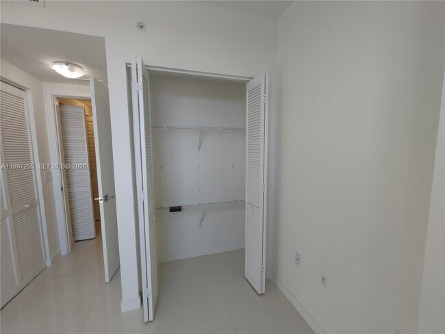 Building Photo - 7661 NW 107th Ave