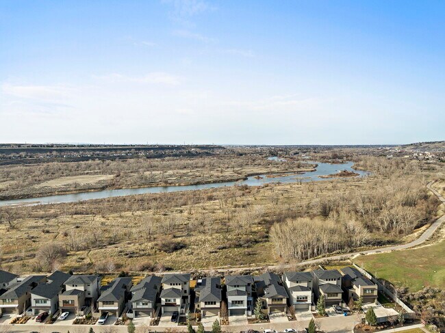 Building Photo - 6777 E Warm Springs Ave