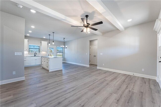 Building Photo - 2312 John W Montgomery Cir