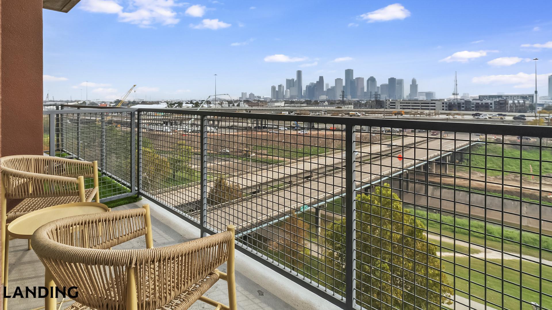 Building Photo - 825 Usener St