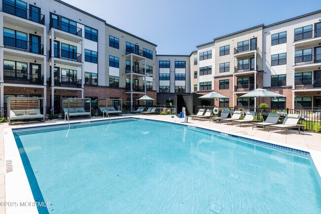 Building Photo - 2000 Schindler Dr