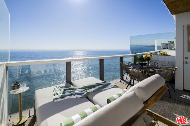 Building Photo - 20638 Pacific Coast Hwy