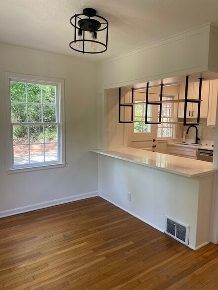 Dining room open to kitchen - 239 Kinsey Ct NE