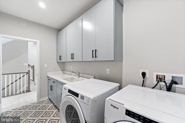 Building Photo - 4622 Quinns Ml Wy