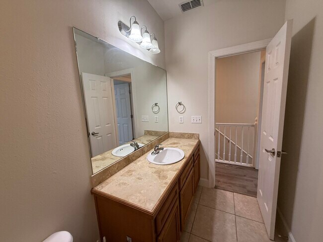 Building Photo - 15284-15331 US-331 BUS