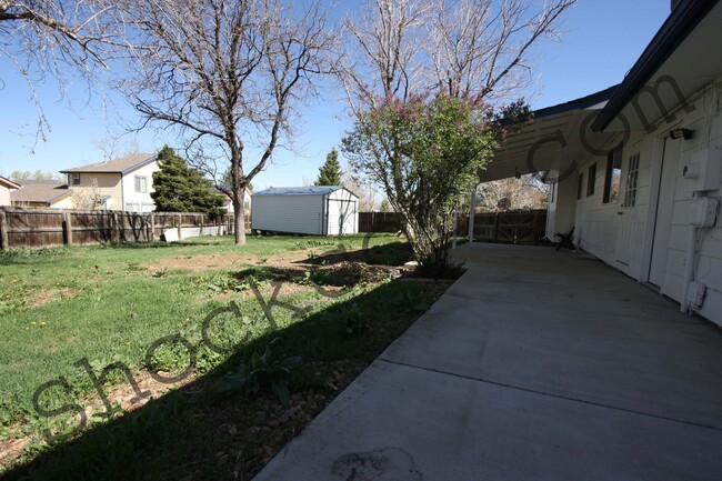 Building Photo - Single Family Aurora