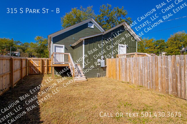 Building Photo - 315 S Park St