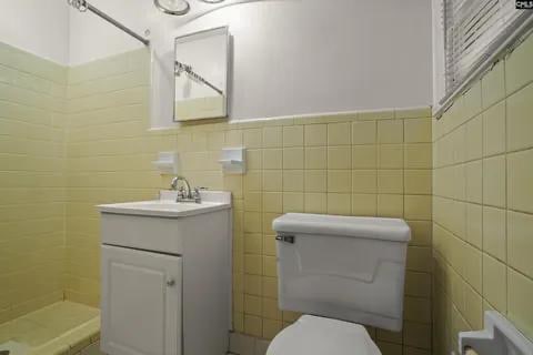 Building Photo - 227 Latonea Dr