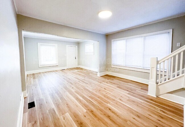 Building Photo - 431 N Colorado Ave