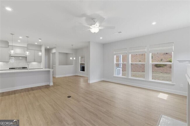 Building Photo - 2044 Garvin Rd