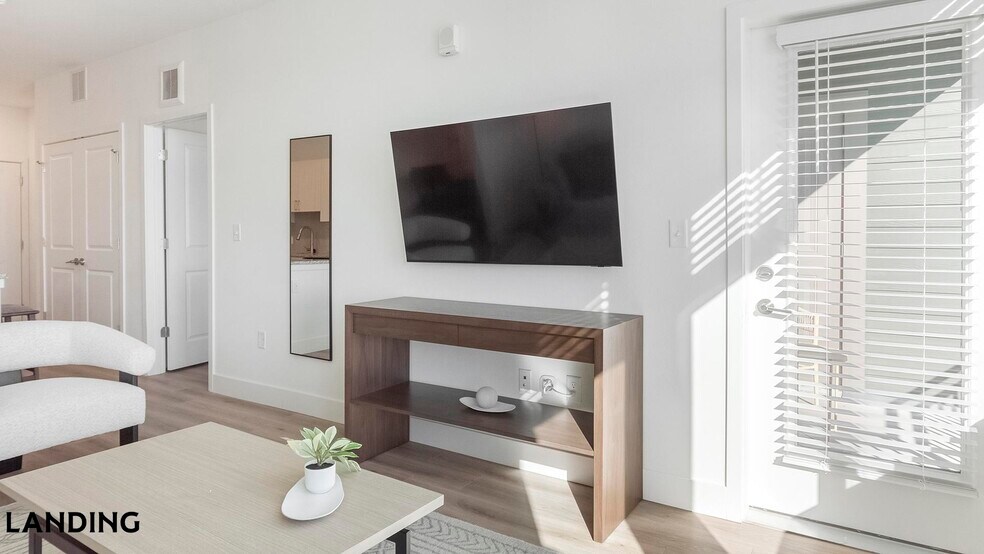 Building Photo - 10670 Jake Jabs Blvd