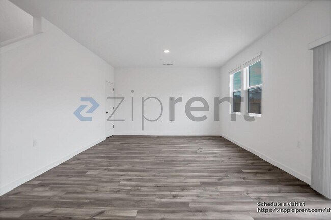 Building Photo - 4654 Sami Jo Dr