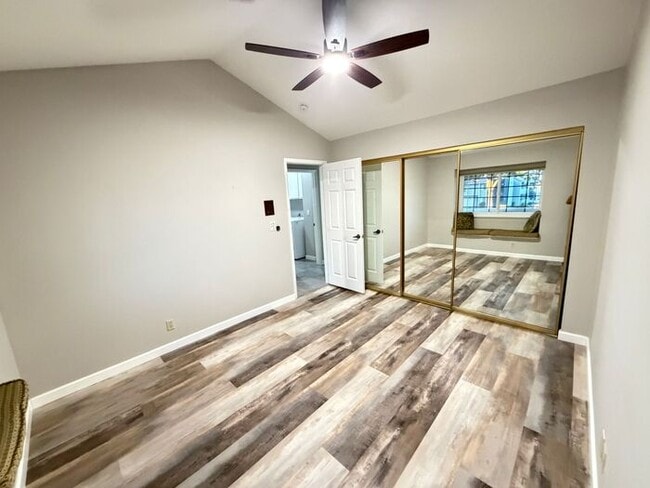 Building Photo - To schedule a viewing, call Wally Fellman at 702-493-9787