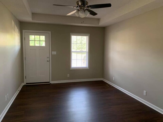 Building Photo - 2837 Teakwood Dr