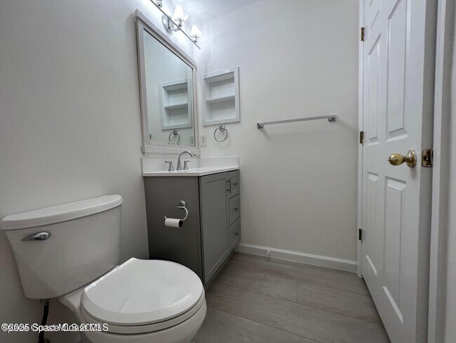 Building Photo - 1683 Cape Palos Dr