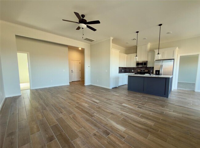 Building Photo - 3301 NW 178th Ter