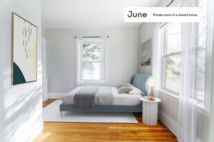 Building Photo - 45 Montcalm St