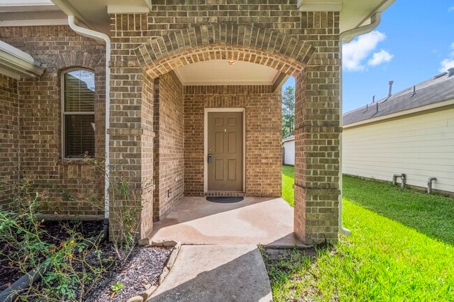 Building Photo - 21522 Daylily Hills Dr