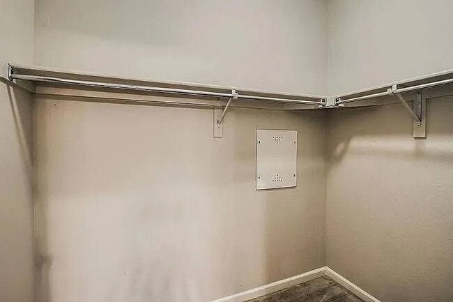 Building Photo - Lovely 2 bedroom townhouse in Centennial