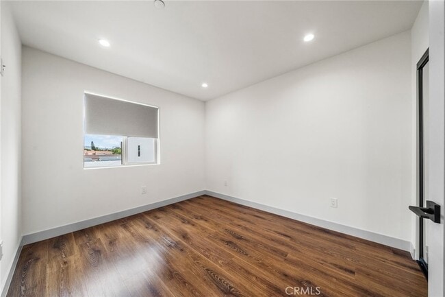 Building Photo - 24809 Narbonne Ave