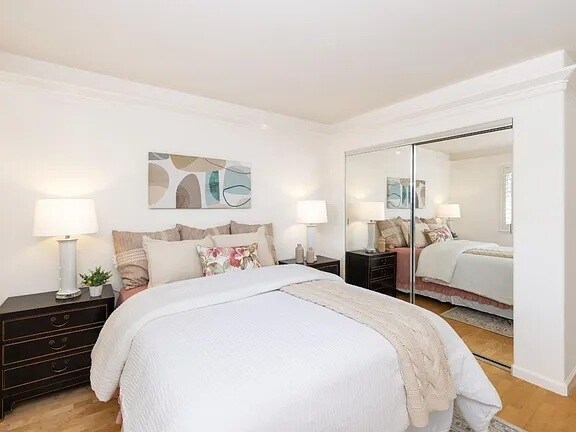 Bedroom 1 - 4460 Diamond St