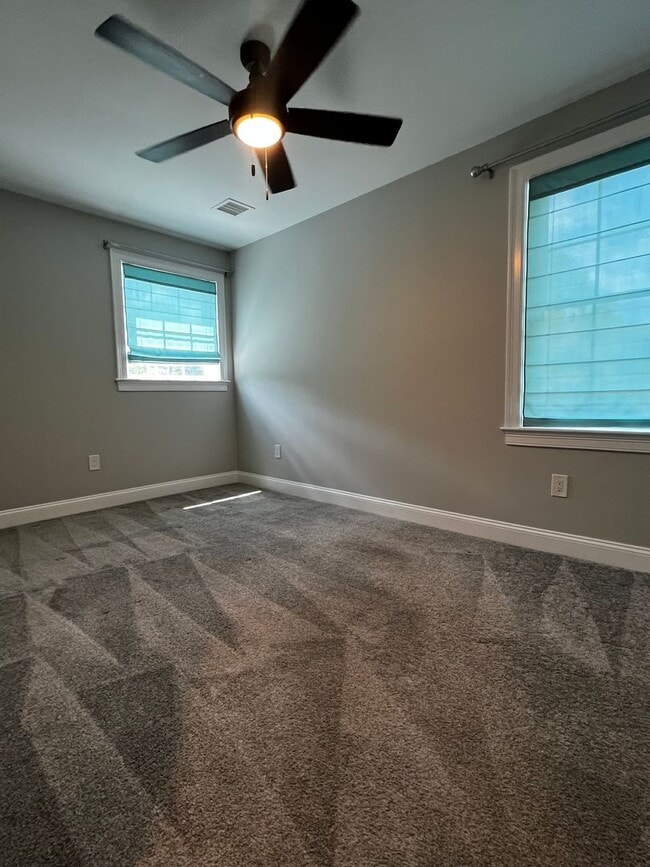 Building Photo - Gorgeous Newton Highlands Single Family 5 Bed/2 Bath for August, 2026