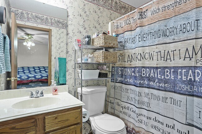 Building Photo - 116 Bayhill Blvd