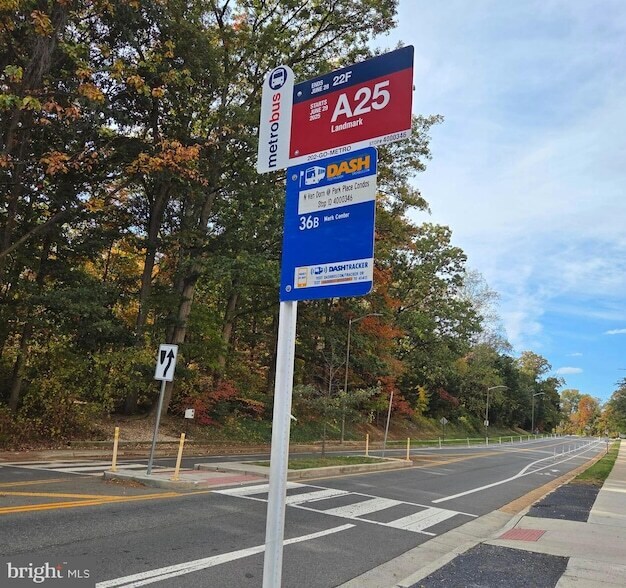 Building Photo - 2500 N Van Dorn St