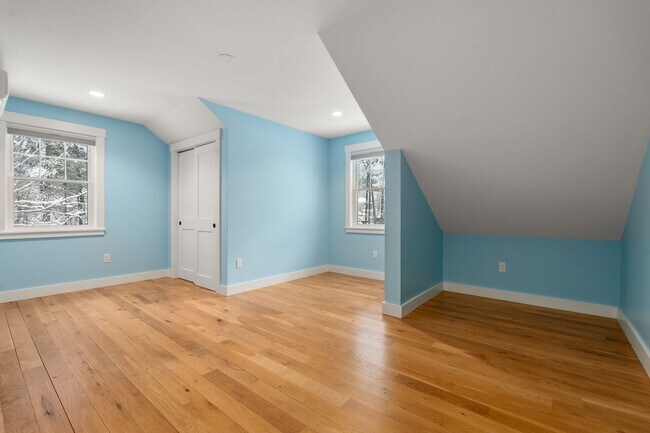 Building Photo - Keystone