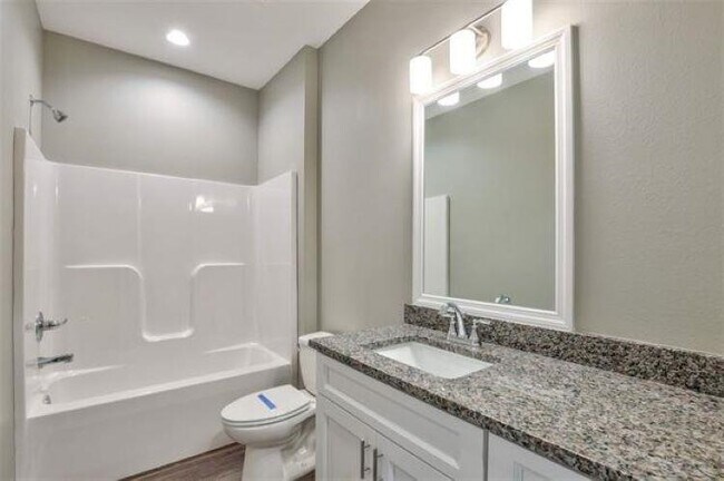 Building Photo - 4484 River Breeze Ln