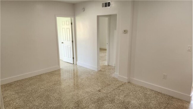 Building Photo - 234 NE 111th St