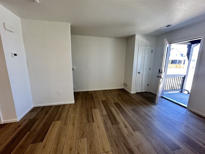 Building Photo - 21244 E 65th Dr