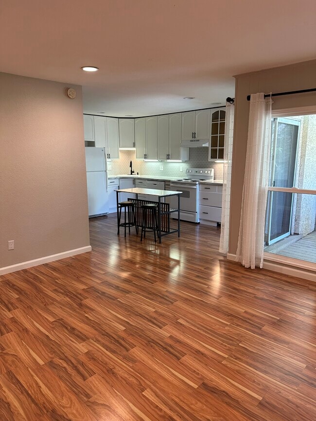Living Area into Kitchen - 3035 Oneal Pkwy