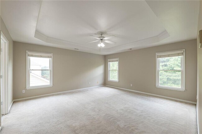 Building Photo - 315 Foe Creek Dr