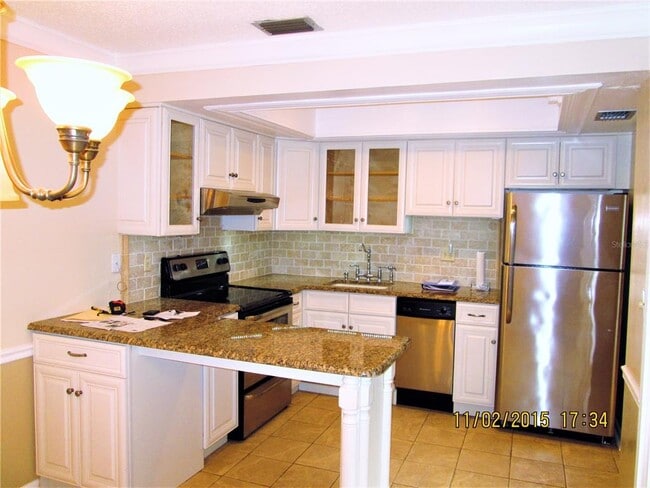 Building Photo - 2833 Orange Tree Cir N