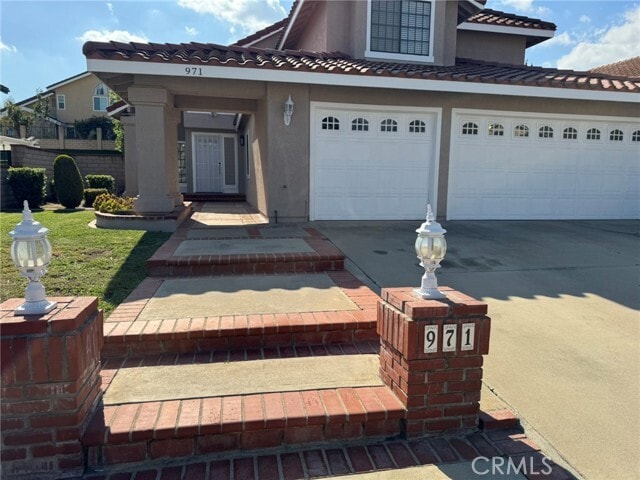 Building Photo - 971 Longview Dr