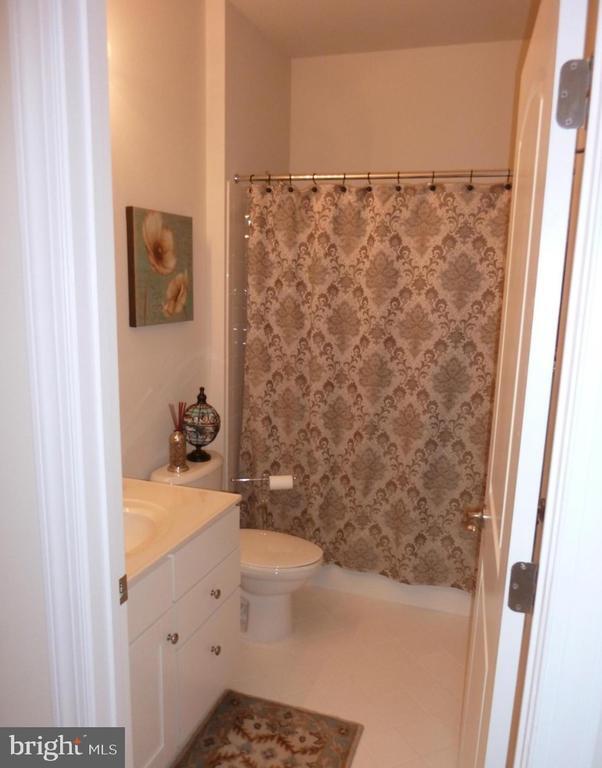 Building Photo - 333 Caldwell Terrace SE